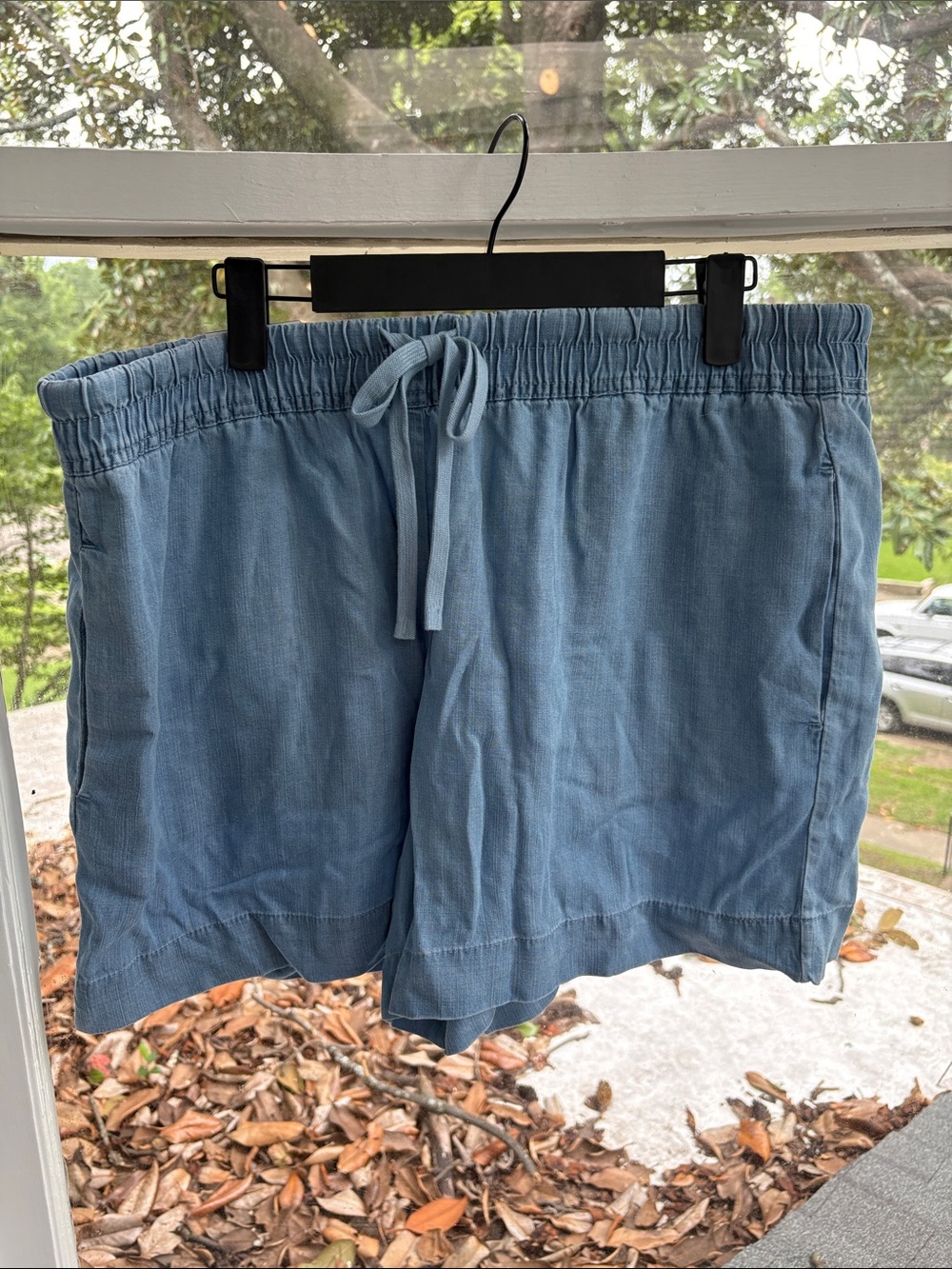 Hilary Radley Light Blue Elastic Waist Drawstring Shorts-Mid rise.